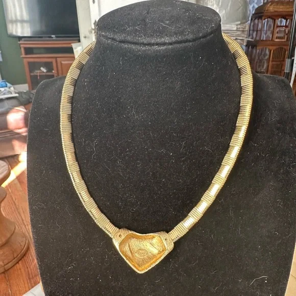 Trifari Choker Necklace - Picture 7 of 7